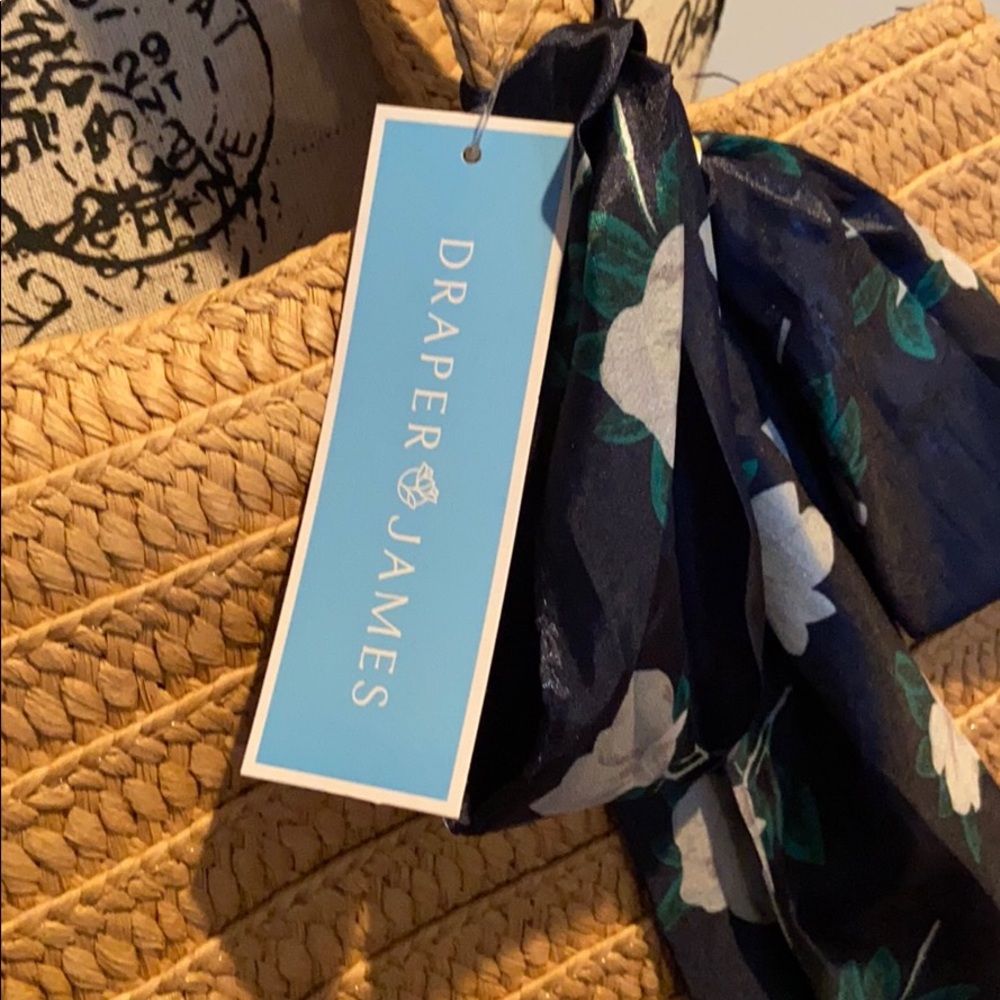 Draper James Straw Bag - Picture 3 of 5
